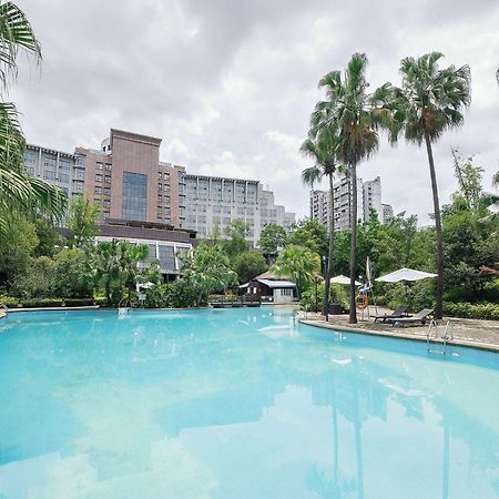 Отель Ramada Plaza By Wyndham Chongqing West Экстерьер фото